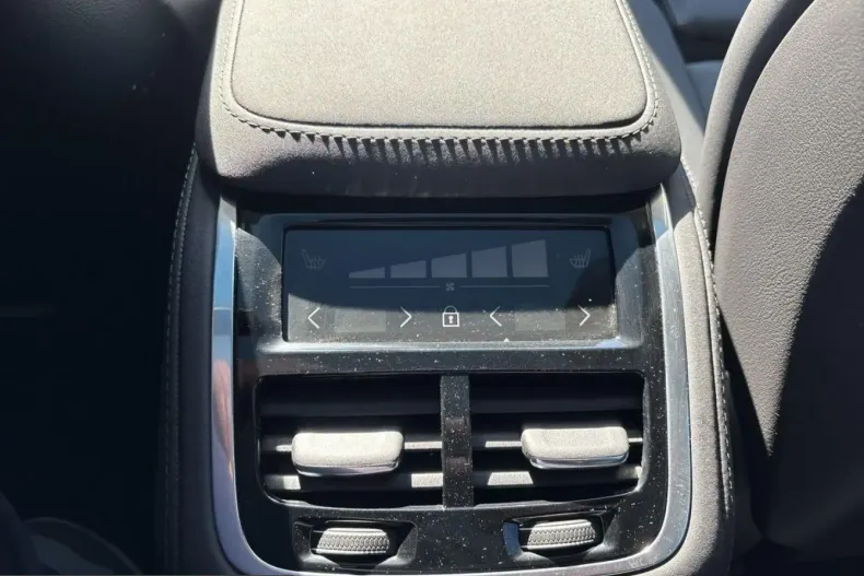 Volvo XC90 din 2025 cu 20.901 km - oferta VOL240939 - foto 18
