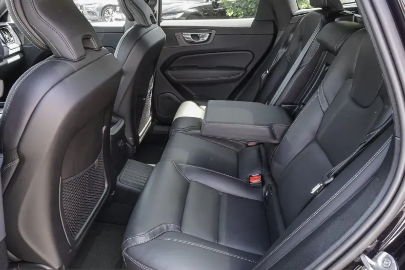 Volvo XC60 din 2024 cu 21.157 km - oferta VOL240943 - foto 14