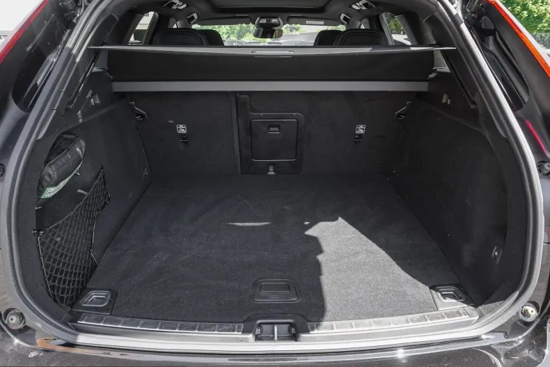 Volvo XC60 din 2024 cu 21.157 km - oferta VOL240943 - foto 15