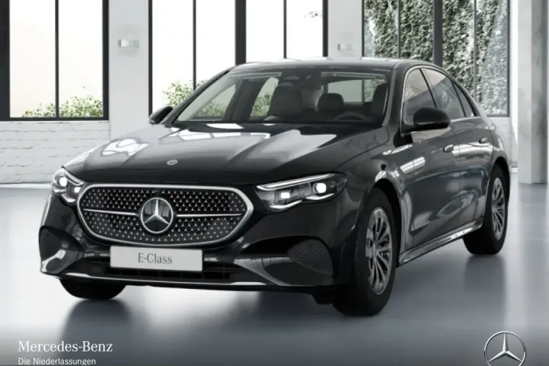 Mercedes-Benz E 220 (Clasa E) din 2025 cu 10.866 km - oferta MER240945 - foto 1