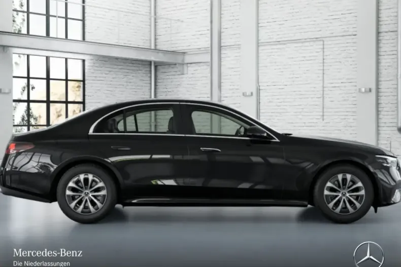Mercedes-Benz E 220 (Clasa E) din 2025 cu 10.866 km - oferta MER240945 - foto 10