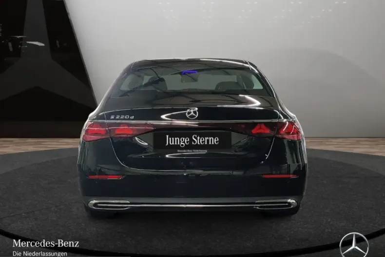 Mercedes-Benz E 220 (Clasa E) din 2025 cu 27.294 km - oferta MER240946 - foto 5