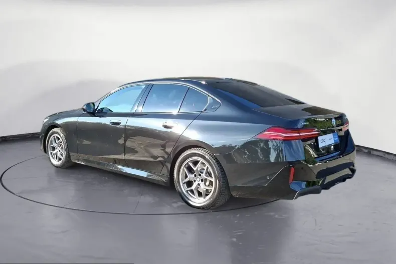 BMW 520 (Seria 5) din 2025 cu 22.887 km - oferta BMW240952 - foto 3
