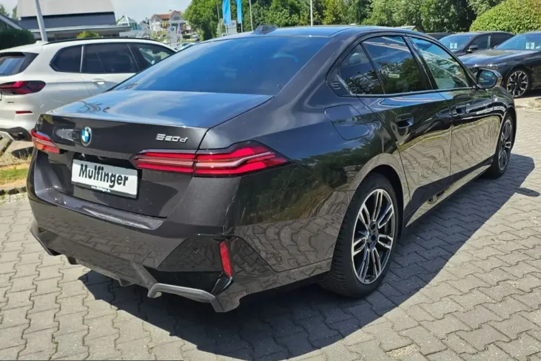 BMW 520 (Seria 5) din 2025 cu 23.256 km - oferta BMW240954 - foto 3