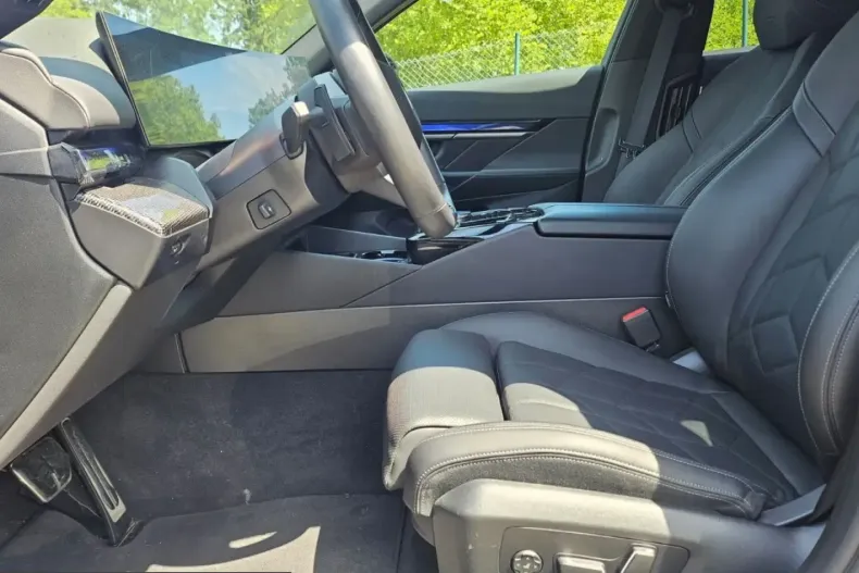 BMW 520 (Seria 5) din 2025 cu 23.256 km - oferta BMW240954 - foto 6