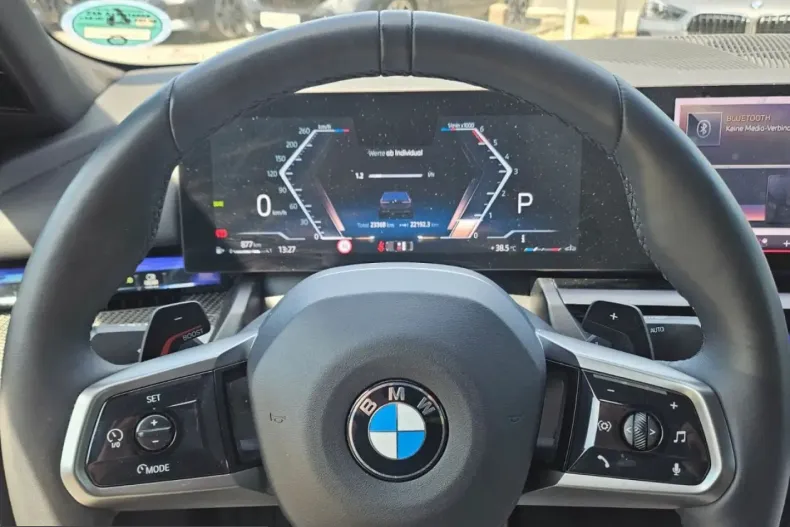 BMW 520 (Seria 5) din 2025 cu 23.256 km - oferta BMW240954 - foto 8