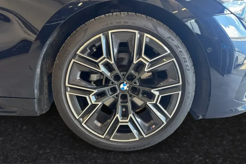BMW 520 (Seria 5) din 2025 cu 25.380 km - oferta BMW240956 - foto 4