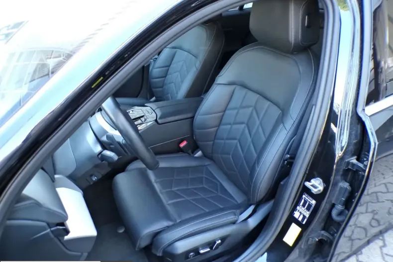 BMW 520 (Seria 5) din 2024 cu 32.255 km - oferta BMW240957 - foto 7