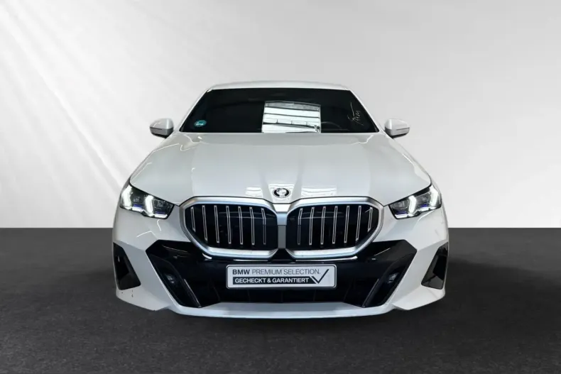 BMW 520 (Seria 5) din 2025 cu 17.379 km - oferta BMW240958 - foto 1
