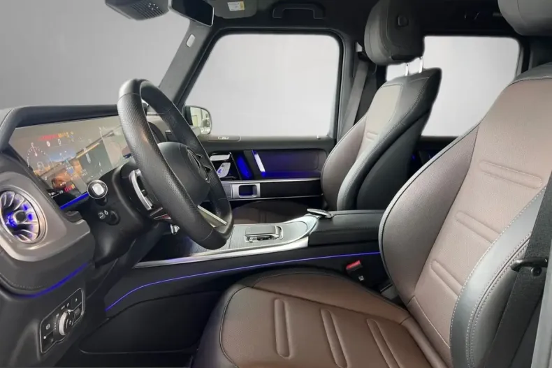 Mercedes-Benz G 450 (Clasa G) din 2025 cu 8.374 km - oferta MER240960 - foto 14