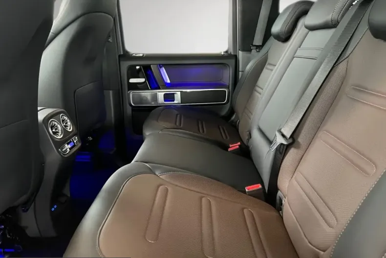 Mercedes-Benz G 450 (Clasa G) din 2025 cu 8.374 km - oferta MER240960 - foto 16