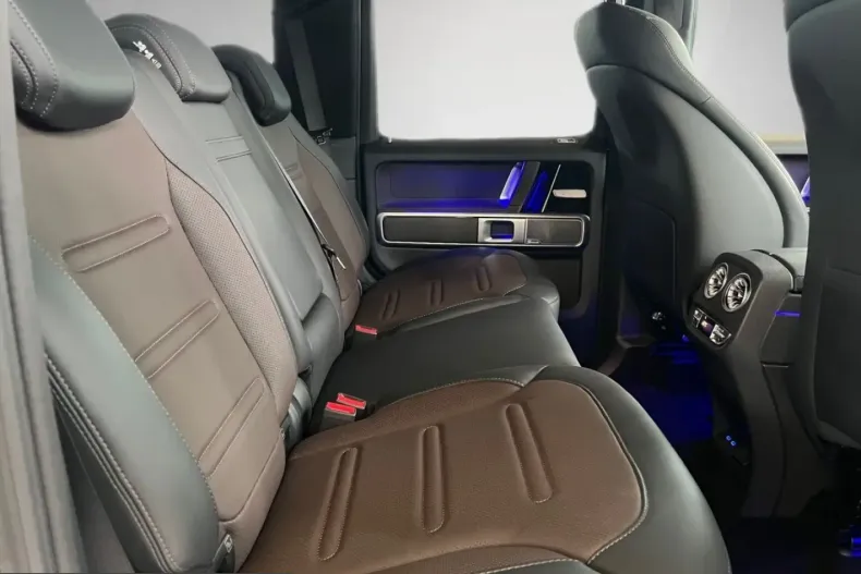 Mercedes-Benz G 450 (Clasa G) din 2025 cu 8.374 km - oferta MER240960 - foto 23
