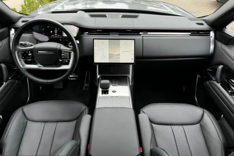 Land Rover Range Rover din 2025 cu 16.200 km - oferta LAN240986 - foto 4