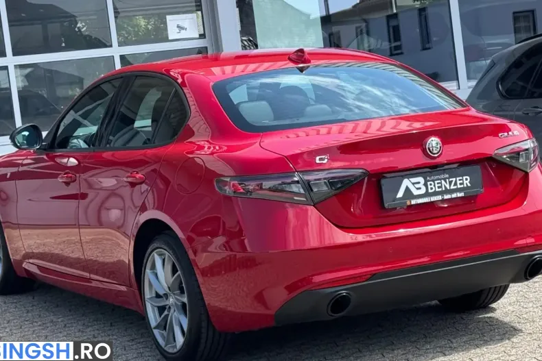 Alfa Romeo Giulia din 2023 cu 9.086 km - oferta ALF240991 - foto 4