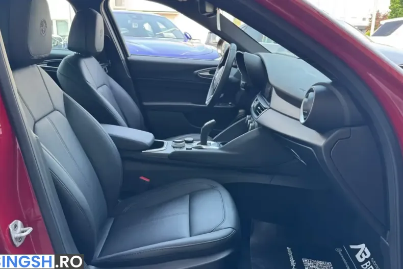 Alfa Romeo Giulia din 2023 cu 9.086 km - oferta ALF240991 - foto 13