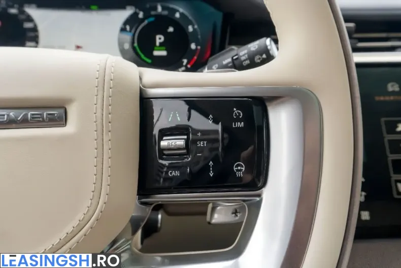 Land Rover Range Rover din 2025 cu 3.743 km - oferta LAN240992 - foto 15