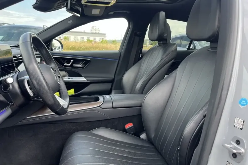 Mercedes-Benz E 400 (Clasa E) din 2023 cu 68.130 km - oferta MER240996 - foto 10