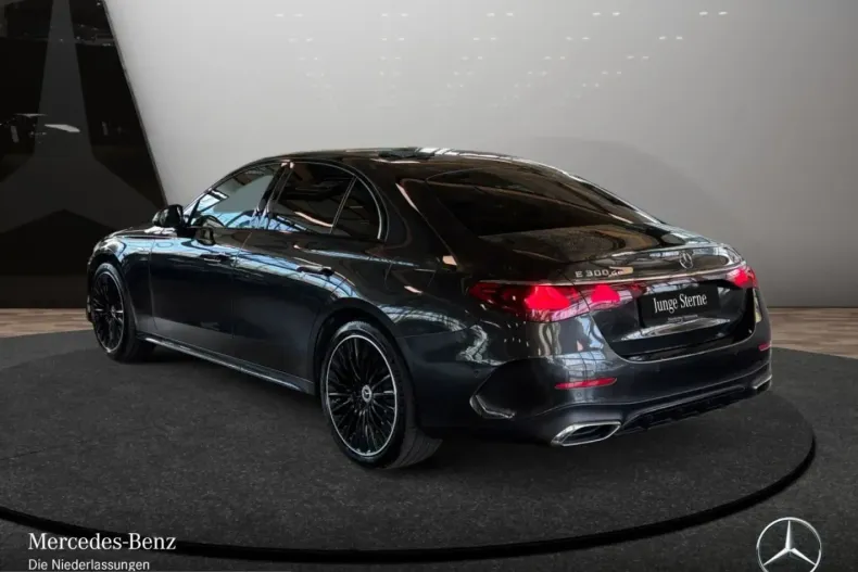 Mercedes-Benz E 300 (Clasa E) din 2025 cu 73.494 km - oferta MER240998 - foto 10