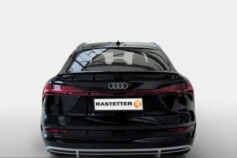 Audi e-tron din 2023 cu 56.074 km - oferta AUD241000 - foto 4