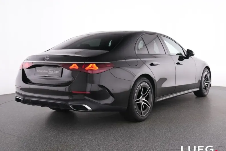 Mercedes-Benz E 220 (Clasa E) din 2025 cu 21.844 km - oferta MER241008 - foto 5