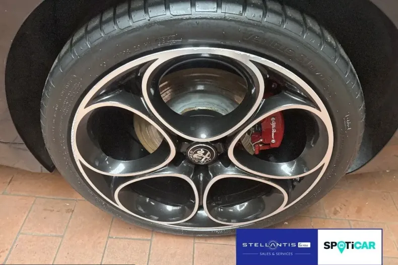 Alfa Romeo Giulia din 2023 cu 57.251 km - oferta ALF241009 - foto 11