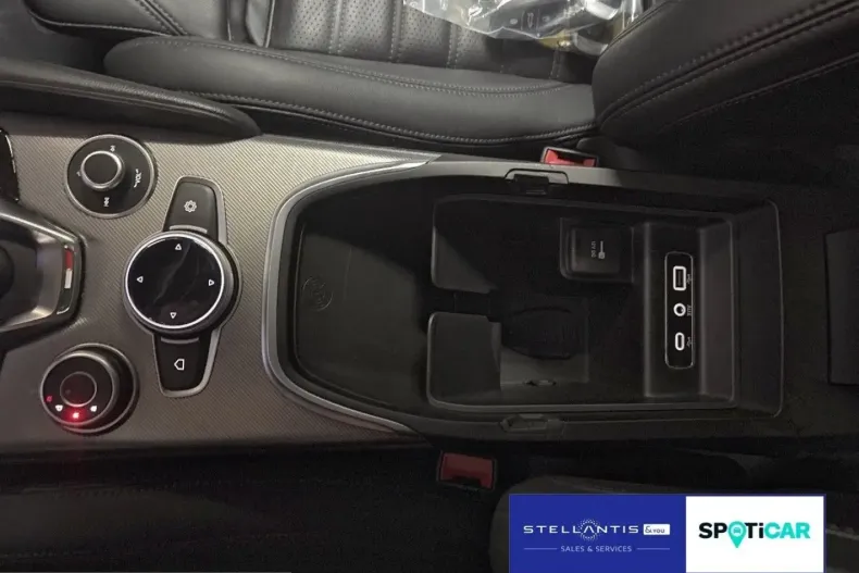 Alfa Romeo Giulia din 2023 cu 57.251 km - oferta ALF241009 - foto 21