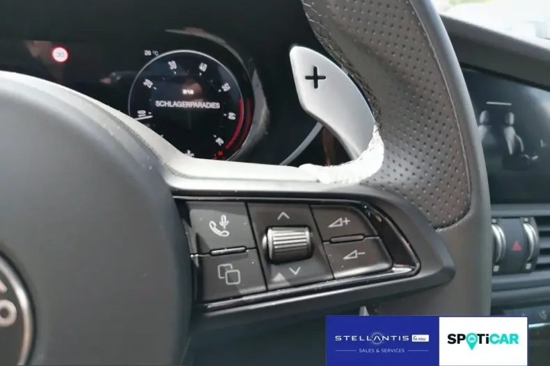 Alfa Romeo Giulia din 2023 cu 34.751 km - oferta ALF241010 - foto 18
