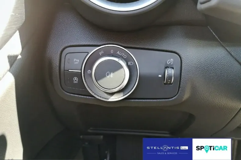 Alfa Romeo Giulia din 2023 cu 22.172 km - oferta ALF241011 - foto 18