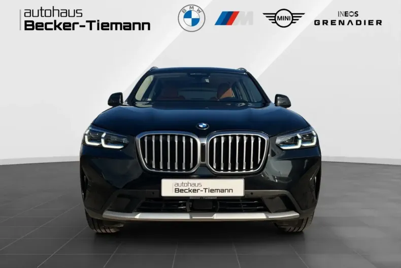BMW X3 (Seria X) din 2024 cu 10.887 km - oferta BMW241014 - foto 2