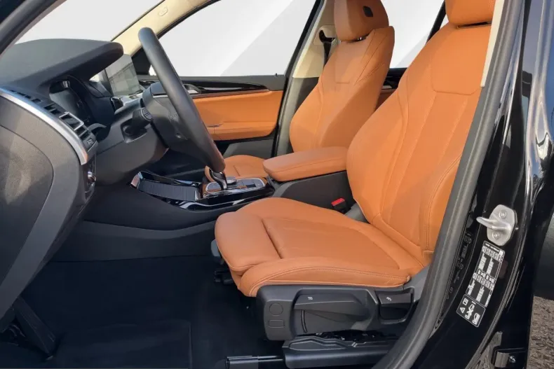 BMW X3 (Seria X) din 2024 cu 10.887 km - oferta BMW241014 - foto 11