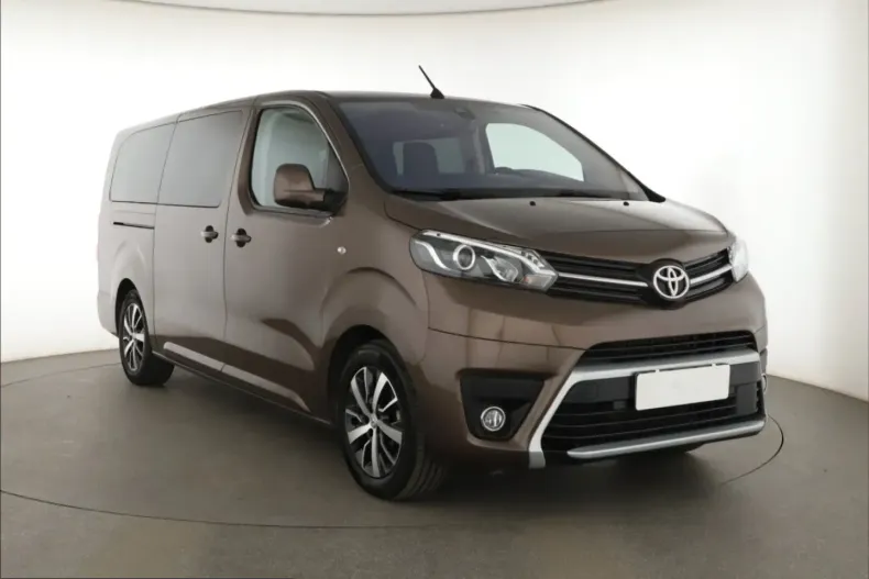 Toyota Proace (Verso) din 2024 cu 21.878 km - oferta TOY241024 - foto 1