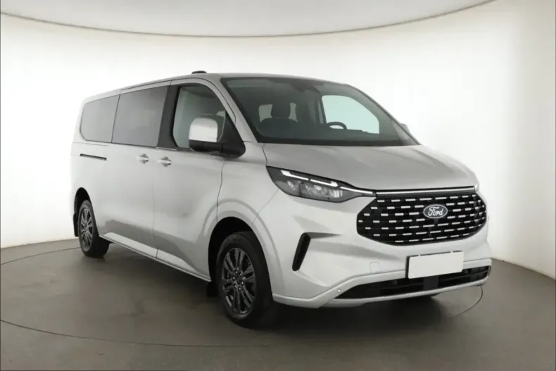 Ford Tourneo Custom din 2024 cu 28.648 km - oferta FOR241025 - foto 1
