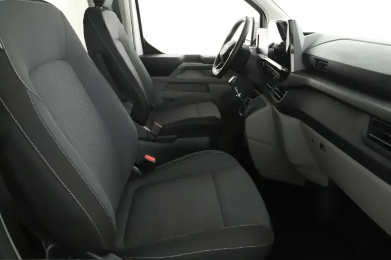Ford Tourneo Custom din 2024 cu 28.648 km - oferta FOR241025 - foto 7