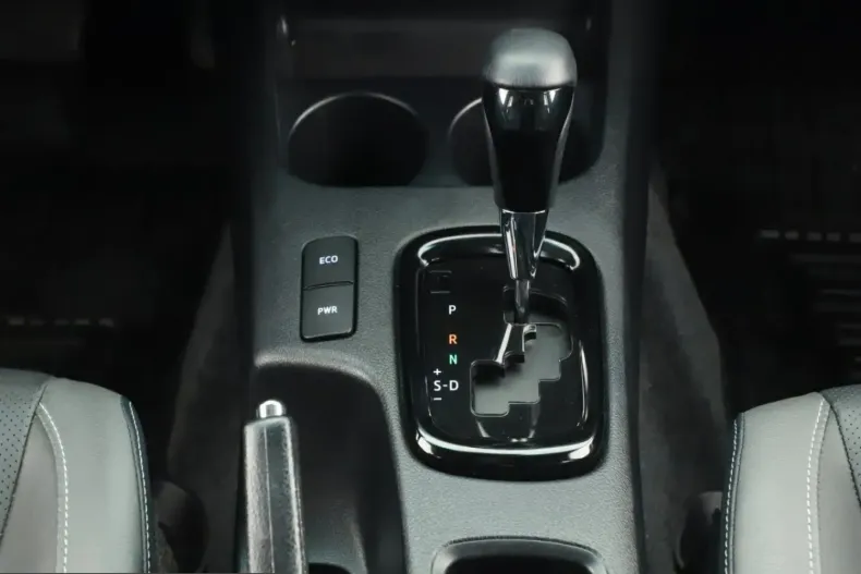 Toyota Hilux din 2023 cu 15.803 km - oferta TOY241026 - foto 10