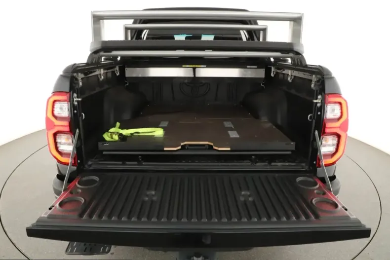 Toyota Hilux din 2023 cu 15.803 km - oferta TOY241026 - foto 11
