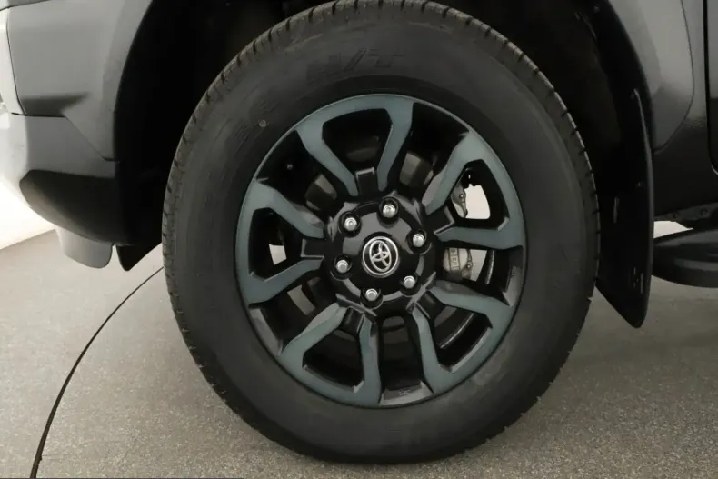 Toyota Hilux din 2023 cu 15.803 km - oferta TOY241026 - foto 12