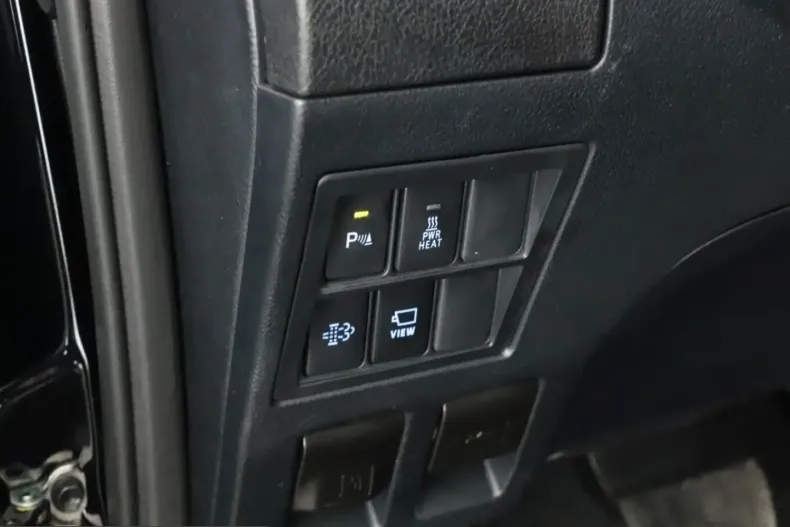 Toyota Hilux din 2023 cu 15.803 km - oferta TOY241026 - foto 18