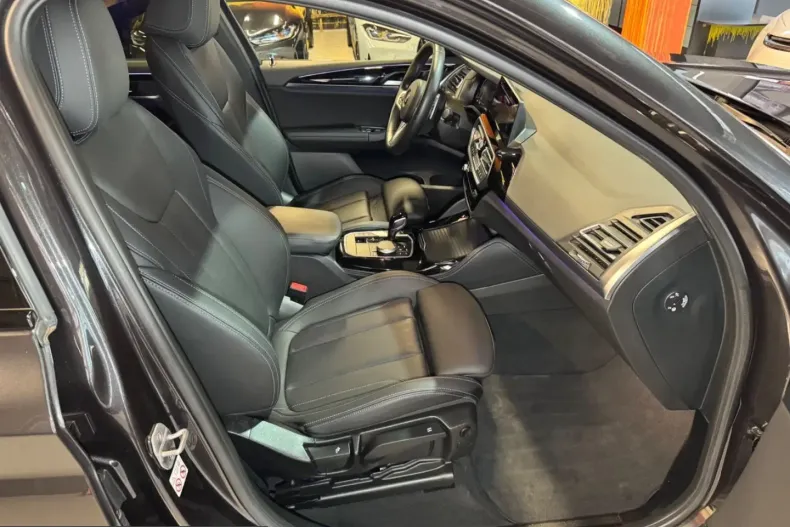 BMW X4 (Seria X) din 2024 cu 28.679 km - oferta BMW241038 - foto 16