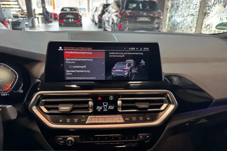 BMW X4 (Seria X) din 2024 cu 28.679 km - oferta BMW241038 - foto 19