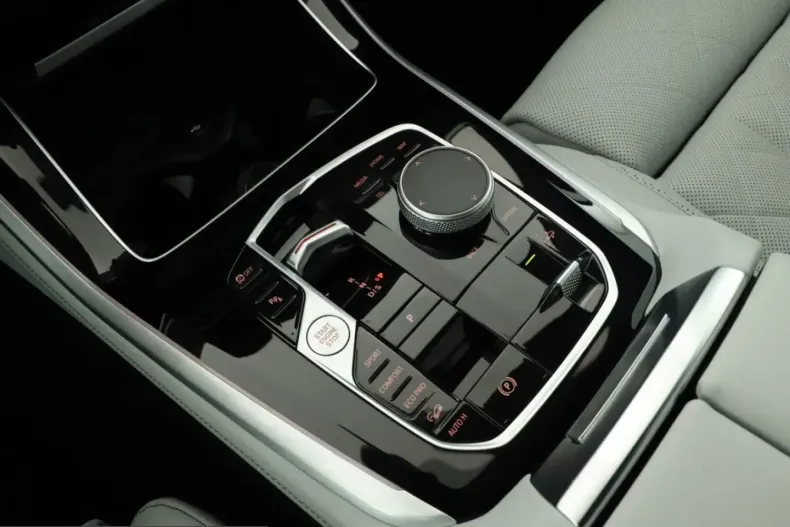 BMW X5 (Seria X) din 2024 cu 15.050 km - oferta BMW241043 - foto 10