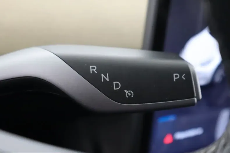 Tesla Model Y din 2022 cu 72.617 km - oferta TES241047 - foto 13