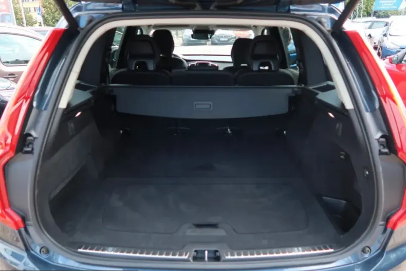 Volvo XC90 din 2022 cu 52.769 km - oferta VOL241049 - foto 14