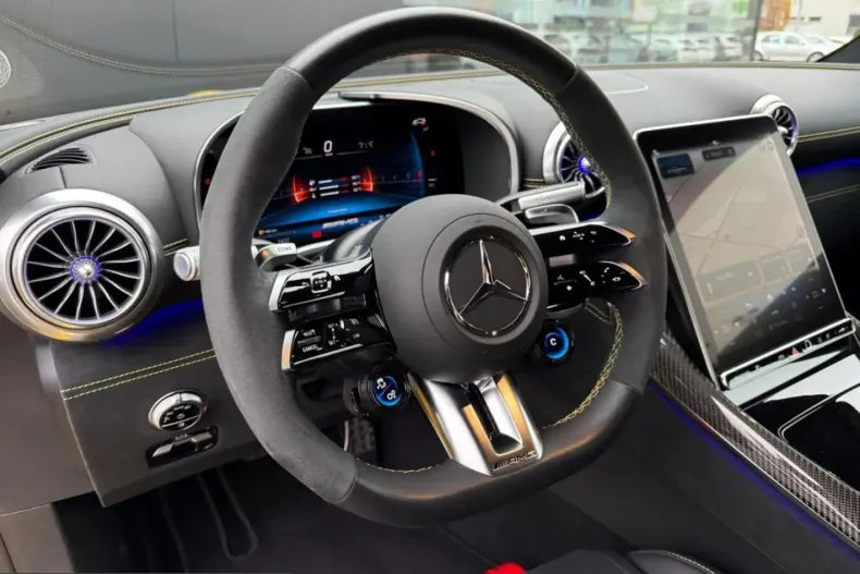 Mercedes-Benz AMG GT (Clasa GT) din 2024 cu 4.999 km - oferta MER241050 - foto 10