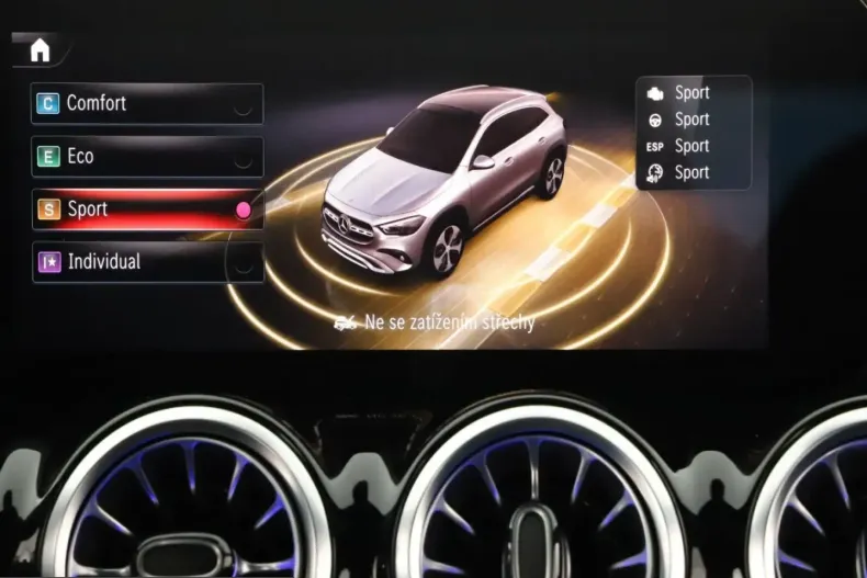 Mercedes-Benz GLA 200 (Clasa GLA) din 2024 cu 10.870 km - oferta MER241051 - foto 17