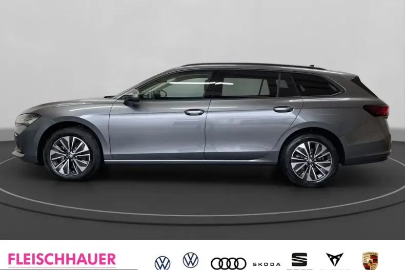 Skoda Superb din 2025 cu 9.990 km - oferta SKO241057 - foto 3