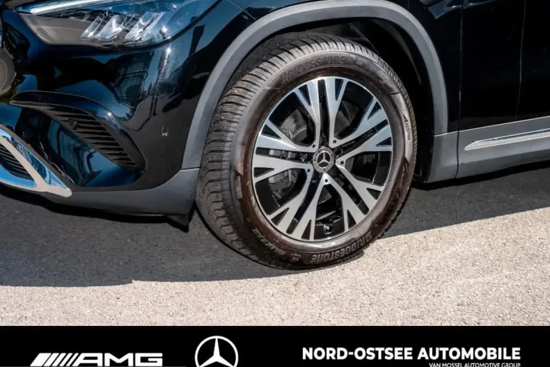 Mercedes-Benz GLA 200 (Clasa GLA) din 2025 cu 14.335 km - oferta MER241058 - foto 5