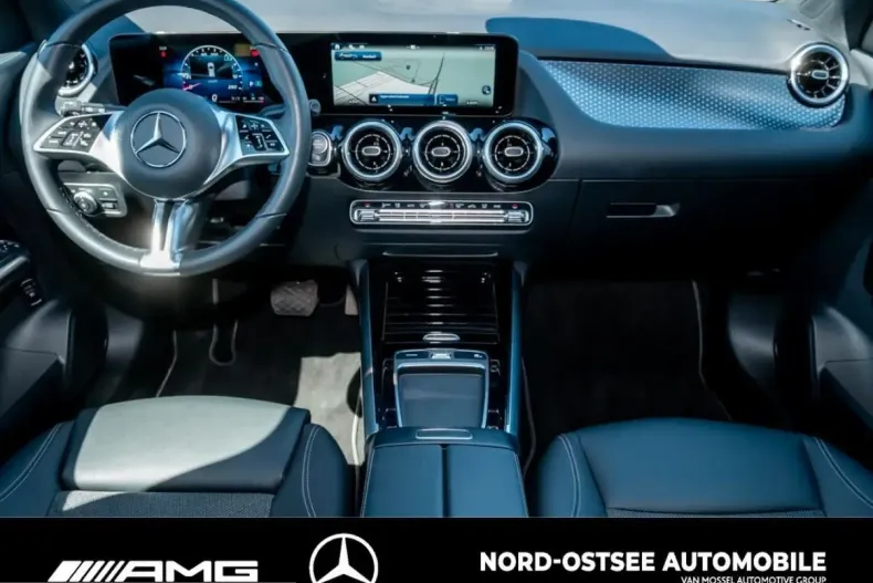 Mercedes-Benz GLA 200 (Clasa GLA) din 2025 cu 14.335 km - oferta MER241058 - foto 12