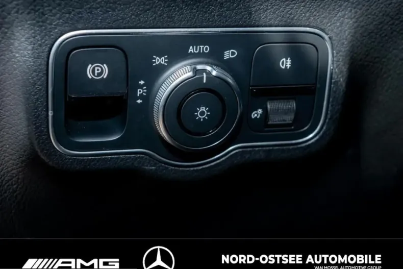 Mercedes-Benz GLA 200 (Clasa GLA) din 2025 cu 14.335 km - oferta MER241058 - foto 13