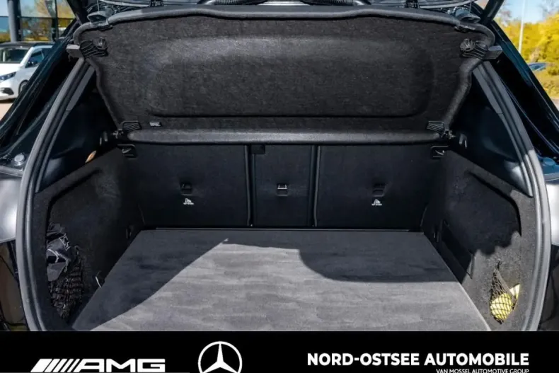 Mercedes-Benz GLA 200 (Clasa GLA) din 2025 cu 14.335 km - oferta MER241058 - foto 14