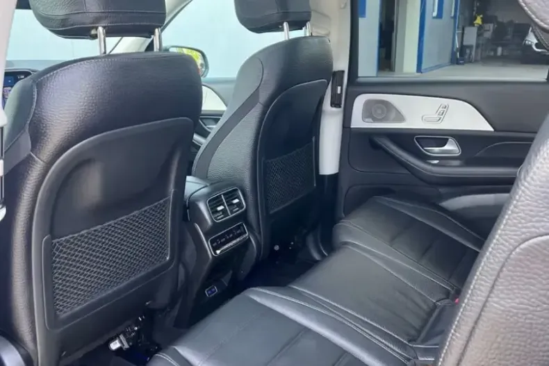Mercedes-Benz GLS 450 (Clasa GLS) din 2024 cu 33.579 km - oferta MER241059 - foto 13